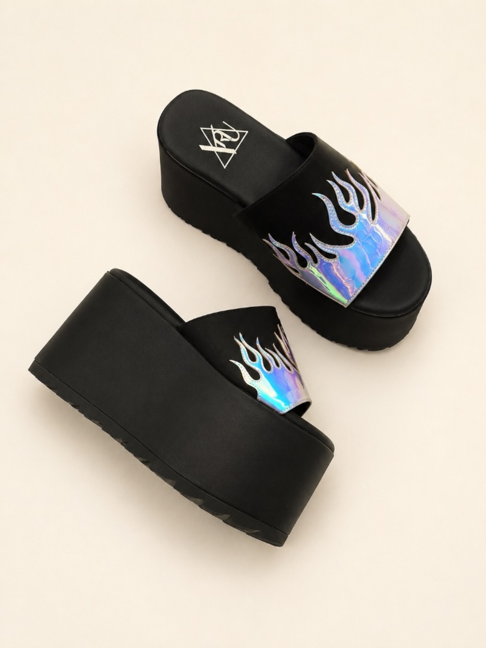 YRU Platform Flame Slides – Size 6 – NEW